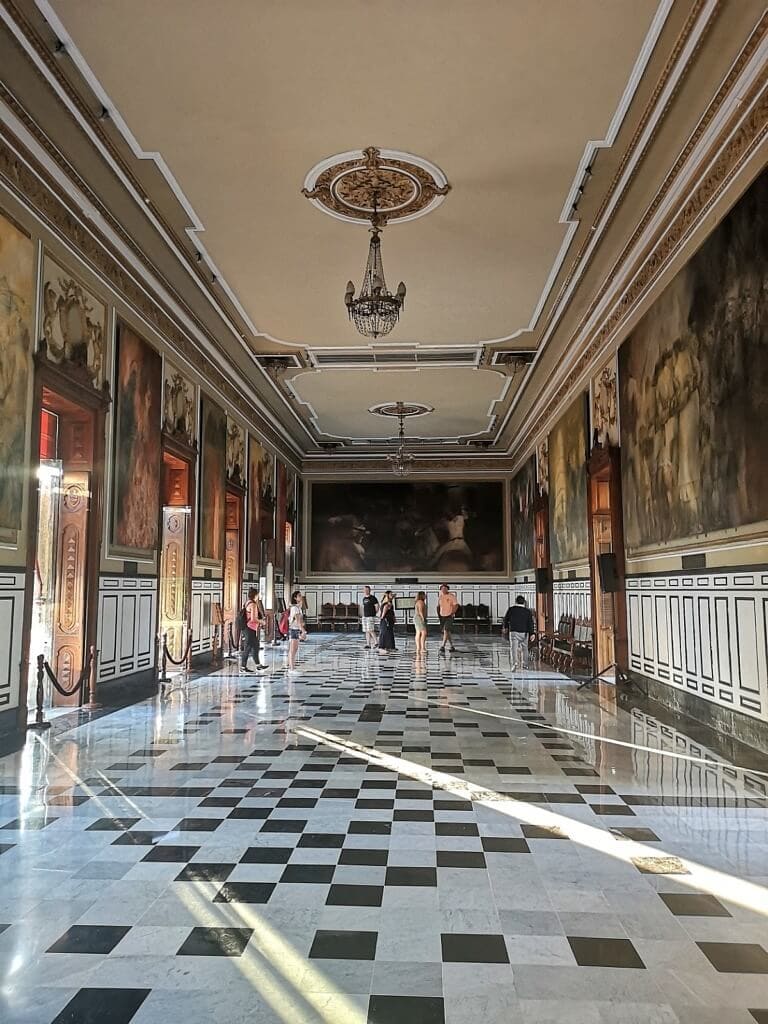 Painted walls in Merida Government Palace