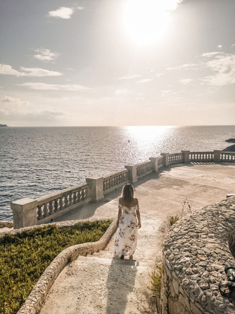 Girls walking on the Promenade in Malta