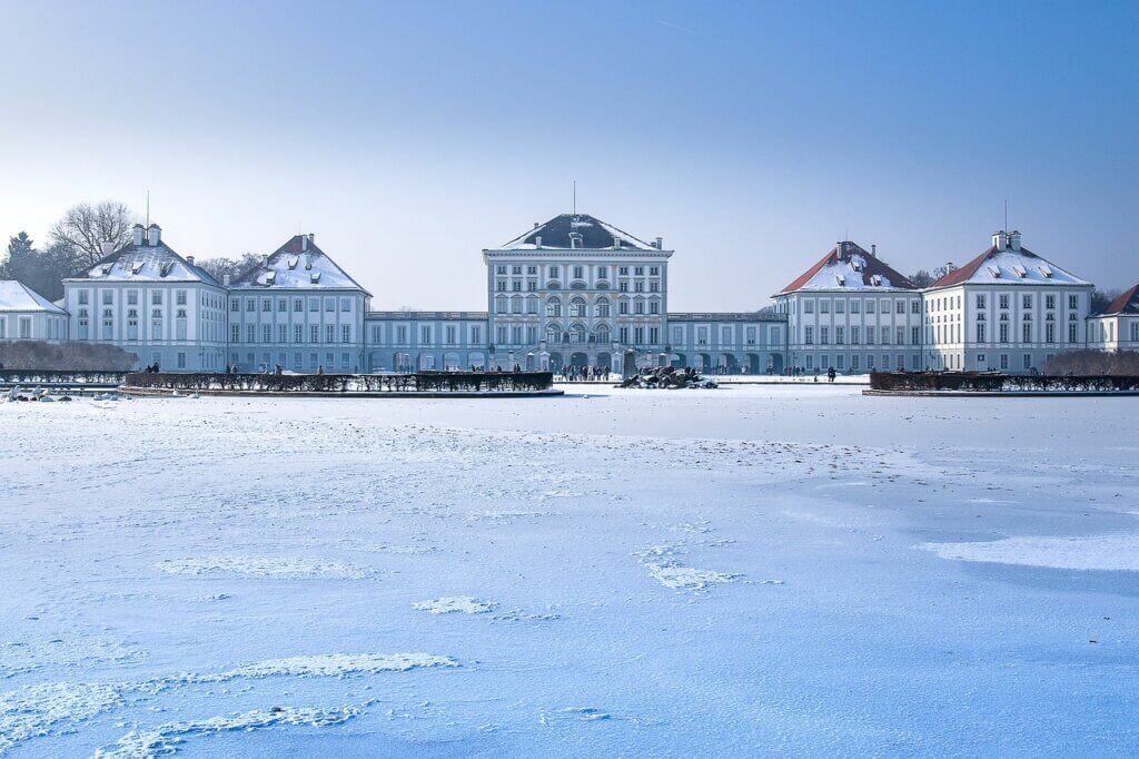 nymphenburg-palace-canal