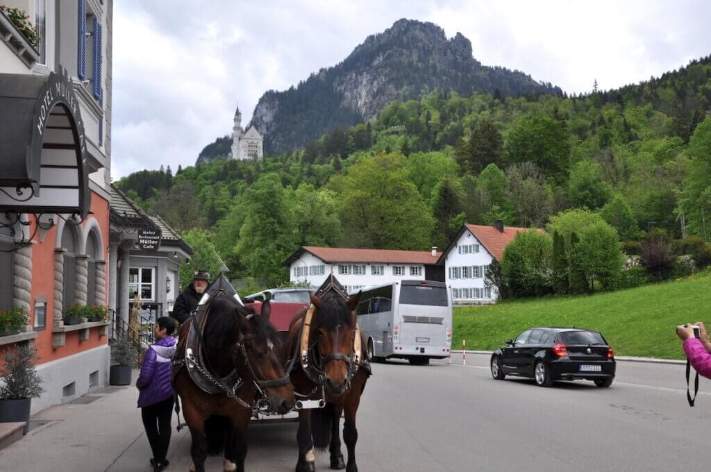 Horse Carriage taking passangers up to the Neuschwanstein Castle