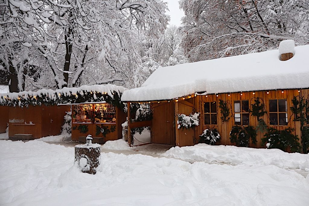 Englisch Garden Christmas Market Munich