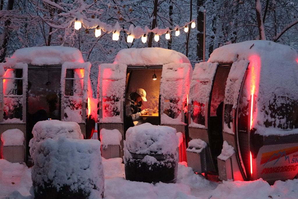 Ski lift Gondola Restaurant